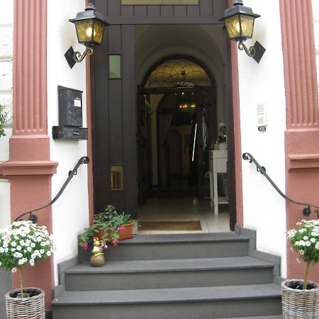 Hotel-Restaurant Kastel برنكاستيل كويس المظهر الخارجي الصورة